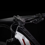 Procaliber 9.7 XL 29 Crystal White/Trek Black NA