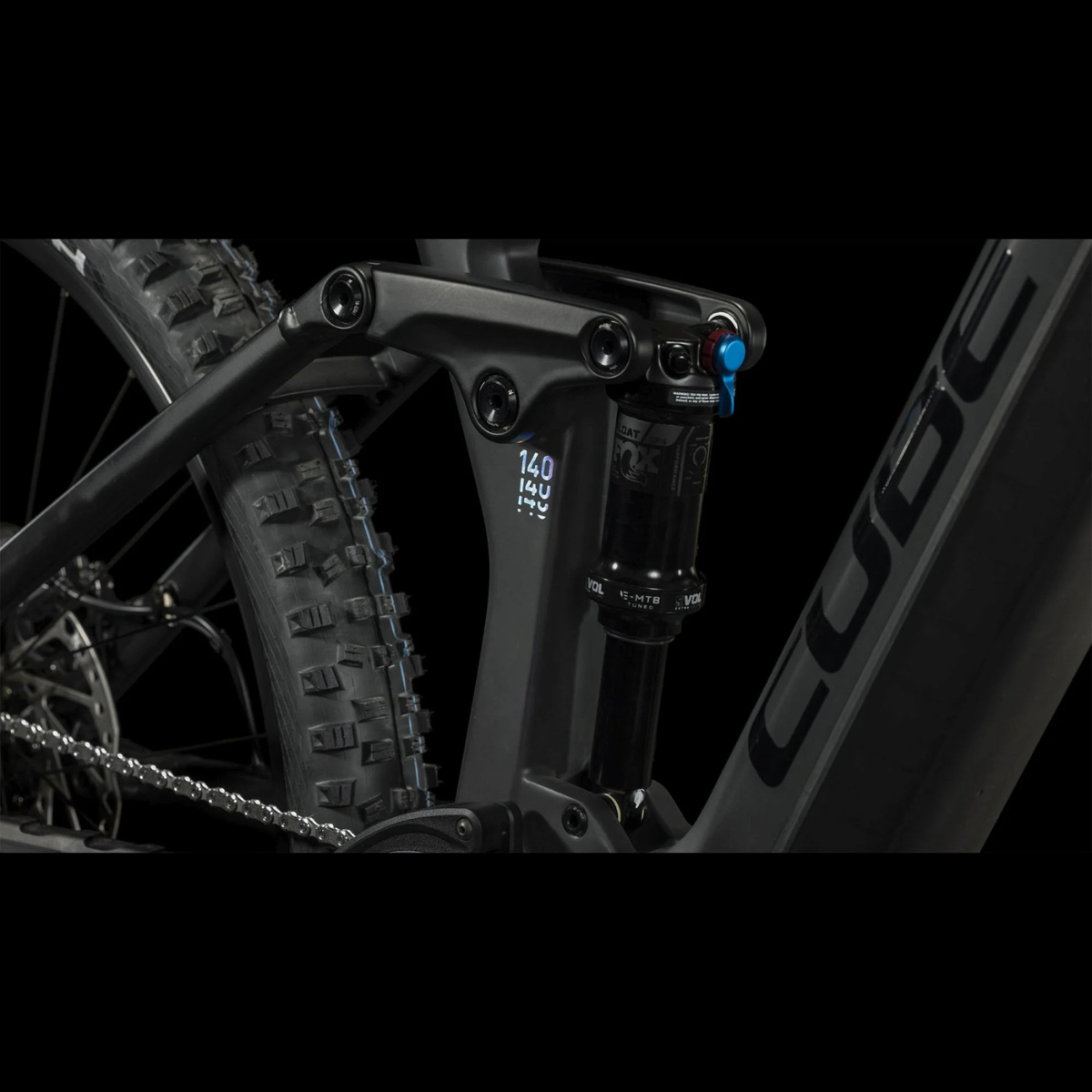 Cube Stereo Hybrid 140